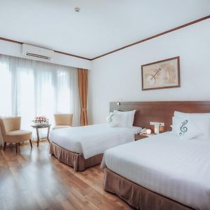 Deluxe Double or Twin Room City View