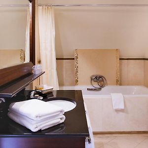 Prezydencki apartament z łóżkiem king-size