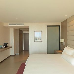 Premier King Room City View
