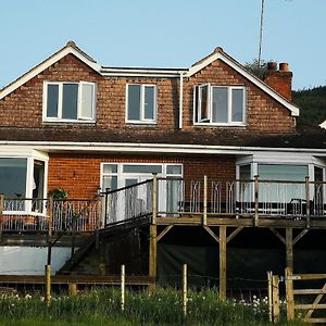 Healing Waters Sanctuary For Exclusive Private Hire And Self Catering Board, Vegetarian, Alcohol & Wifi Free Retreat In Glastonbury