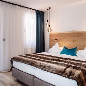 Camera standard con letto king size