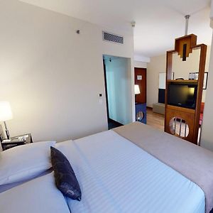 Superior King Suite