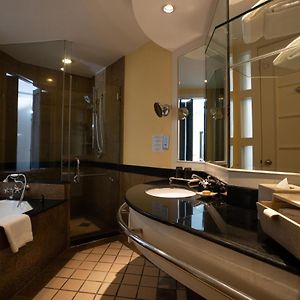 Deluxe Sea View King