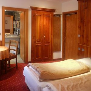 Chambre Confort Lit Queen-Size