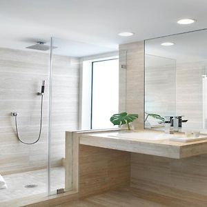 Standard King Suite