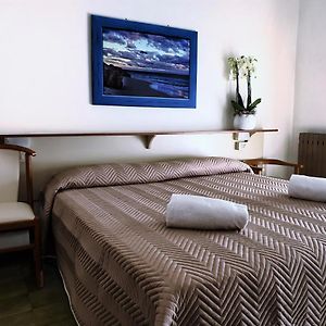 Camera con letto king size