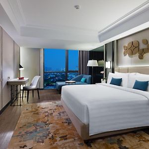 Premier Room