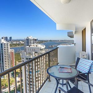 Superior One-Bedroom Apartment