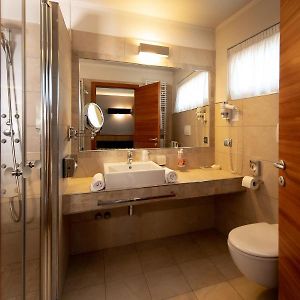 Camera familiare superior con letto king size