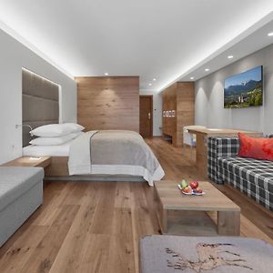 Superior Zimmer mit Kingsize-Bett