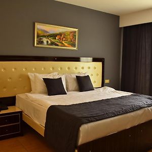 Zimmer mit Queensize-Bett
