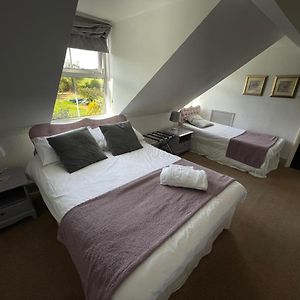 Double or Twin Room Garden View