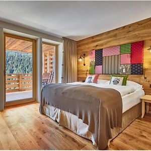Camera con letto king size