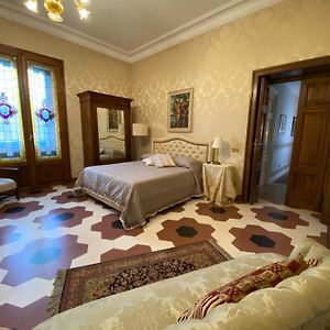 Private Bathroom Triple Room