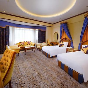 Large Twin Room