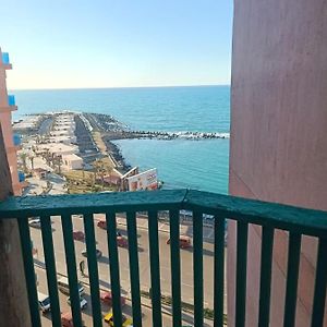 Two-Bedroom Apartment Side Sea View