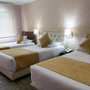 Classic Quadruple Room