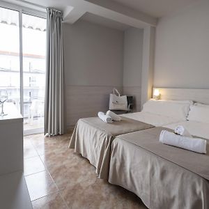 Habitación con 2 Camas Individuales