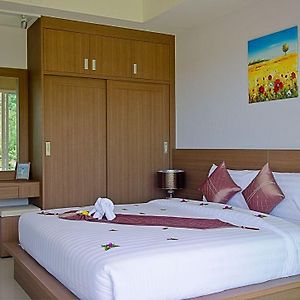 Studio Luxe