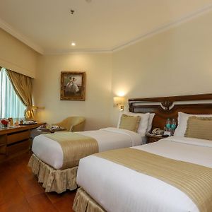Standard Twin Room on Food & Soft Beverages