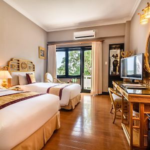 Deluxe Double or Twin Room Garden View