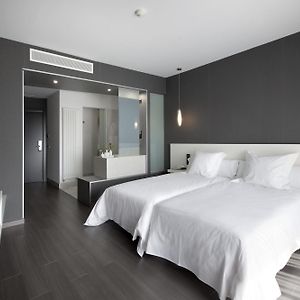 Habitación Estándar con 2 Camas Individuales