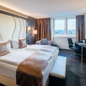 Comfort Zimmer mit Kingsize-Bett