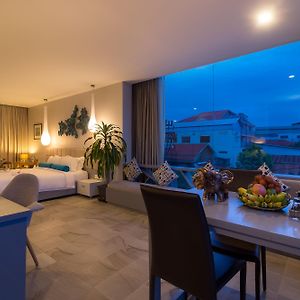 Executive King Suite