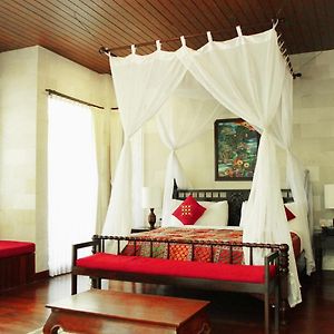 Dedari Pool Suite