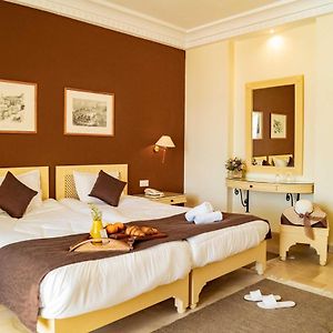 Chambre Lit Queen-Size
