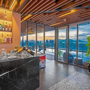 Premier King Room