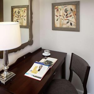 Chambre Royale Lit Queen-Size