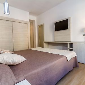 Habitación con 2 Camas Individuales