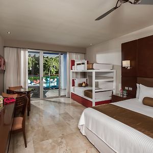 Club Room