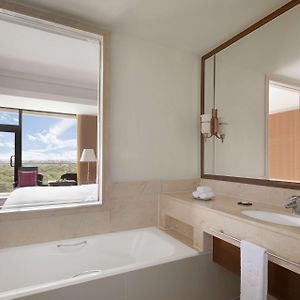 Deluxe Double Room Pool View