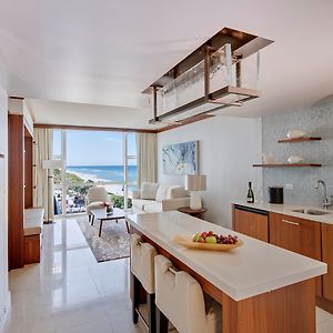 One-Bedroom Apartment King Bed Ocean View