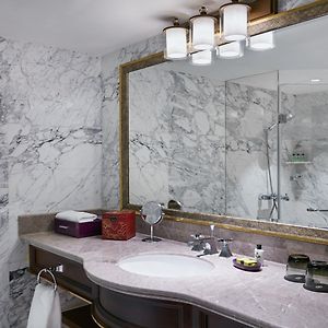 Classic Residence