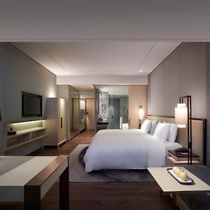 Superior Room King