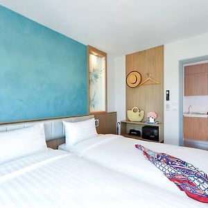 Premier Deluxe Twin Room