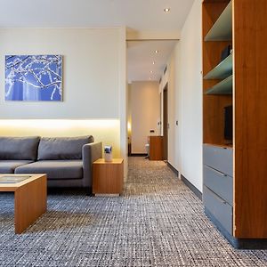 Superior King Suite