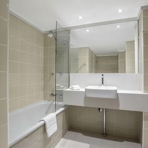 One-Bedroom Apartment Weekly Housekeeping