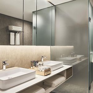 Executive One-Bedroom Apartment