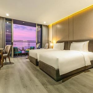 Premier Twin Room