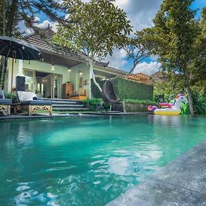 Pool One-Bedroom Villa Suite