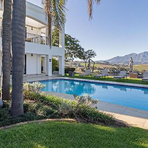 The Salene Hotel & Apartments