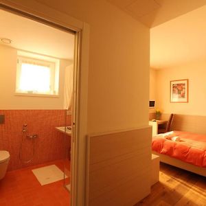 Camera con letto queen size