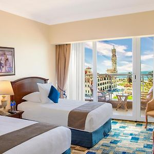Double or Twin Room Sea View