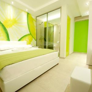 Boutique Zimmer mit Kingsize-Bett