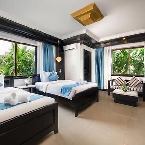 Indra Grandeur Room
