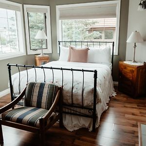Superior Queen Room Cascade